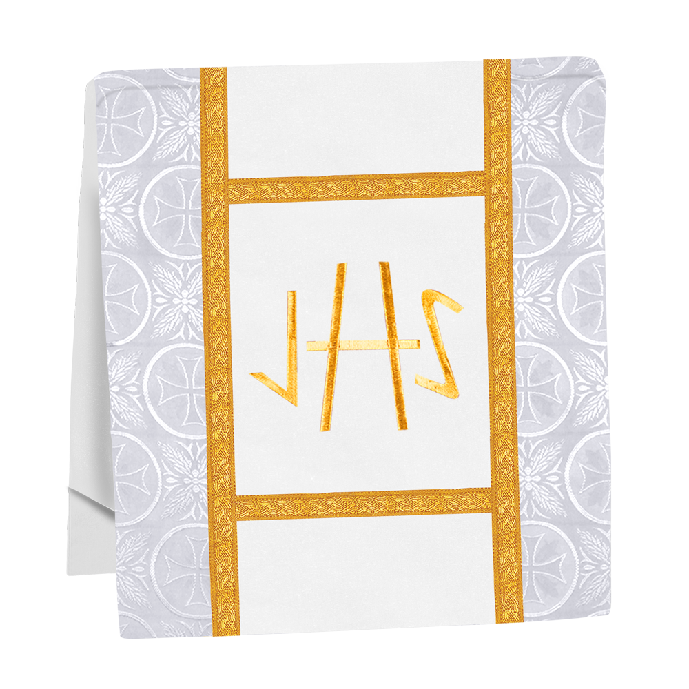 Mass Set adorned with Liturgical Motif