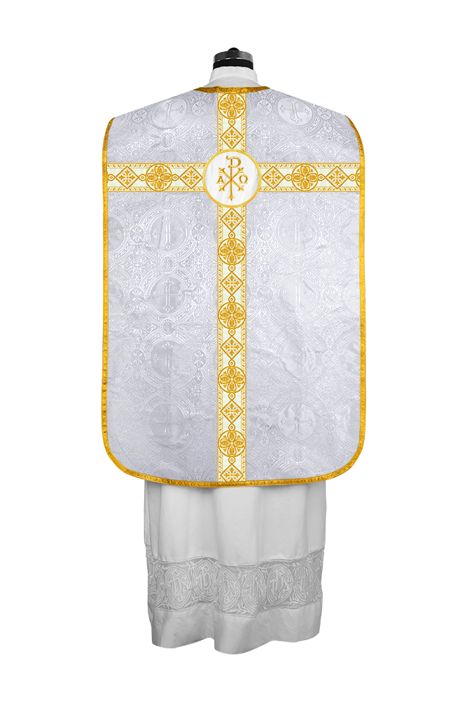 Vestidura de violín adornada con encaje 