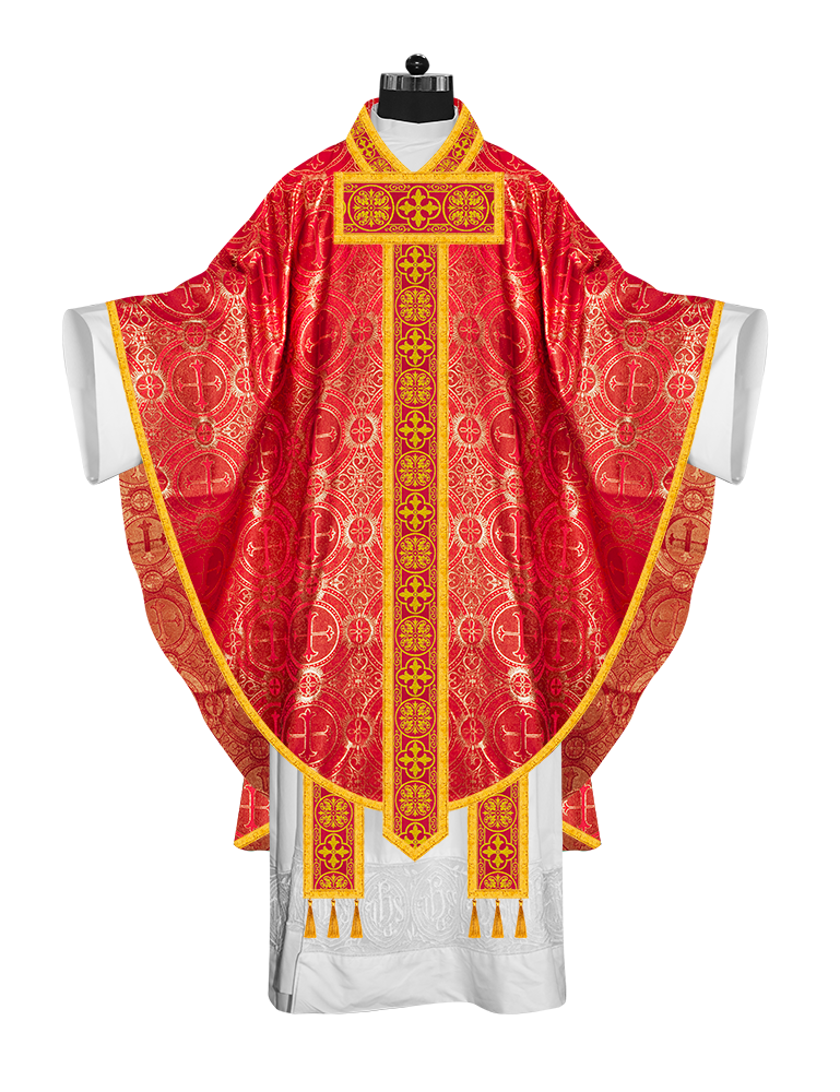 Gothic chasuble embellished with braided Trims