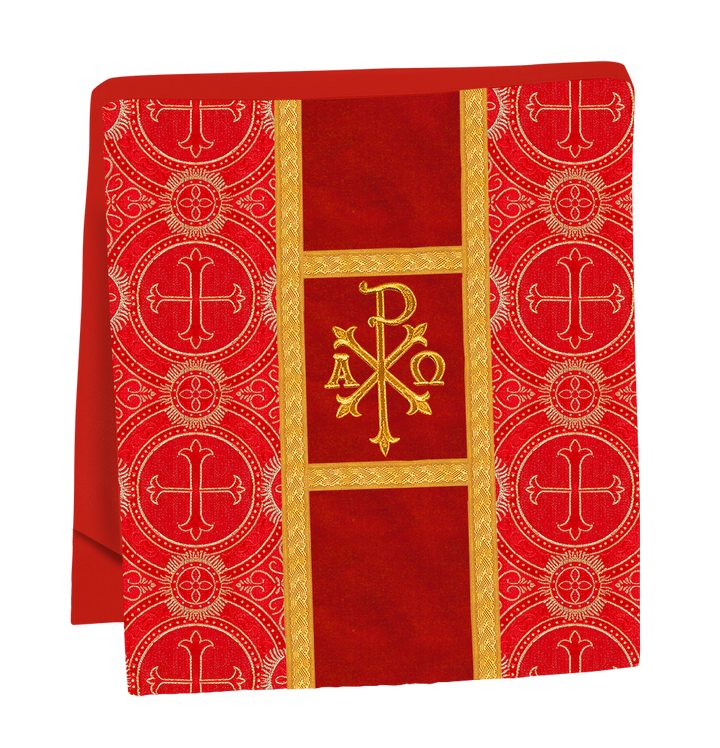 Roman chasuble adorned with lace